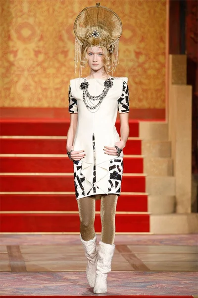 Look 47